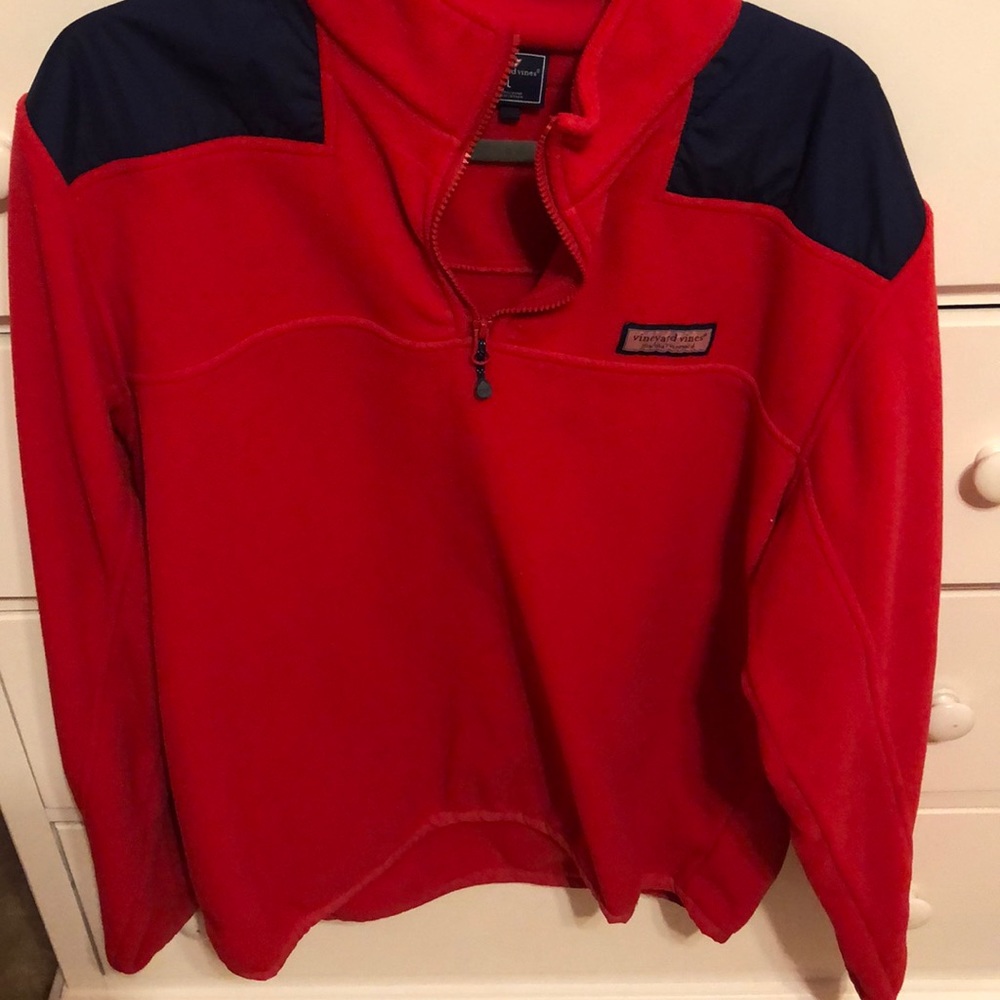 Men’s large vineyard vine pullover